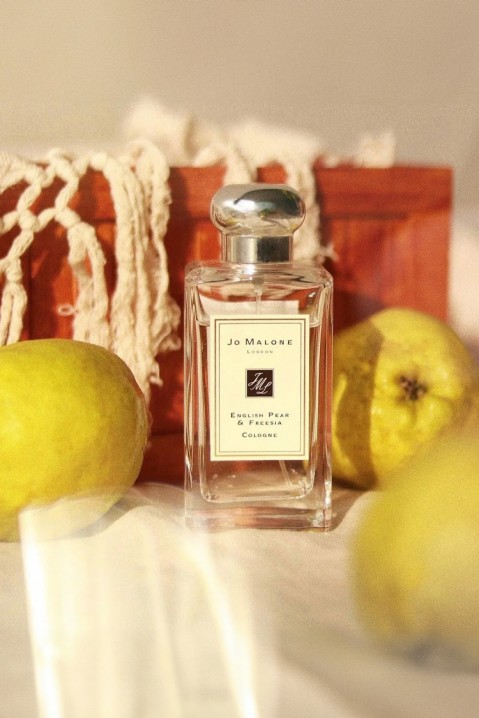 Woda kolońska Jo Malone English Pear & Freesia EDC 100 mlIVET.PL - Modna odzież